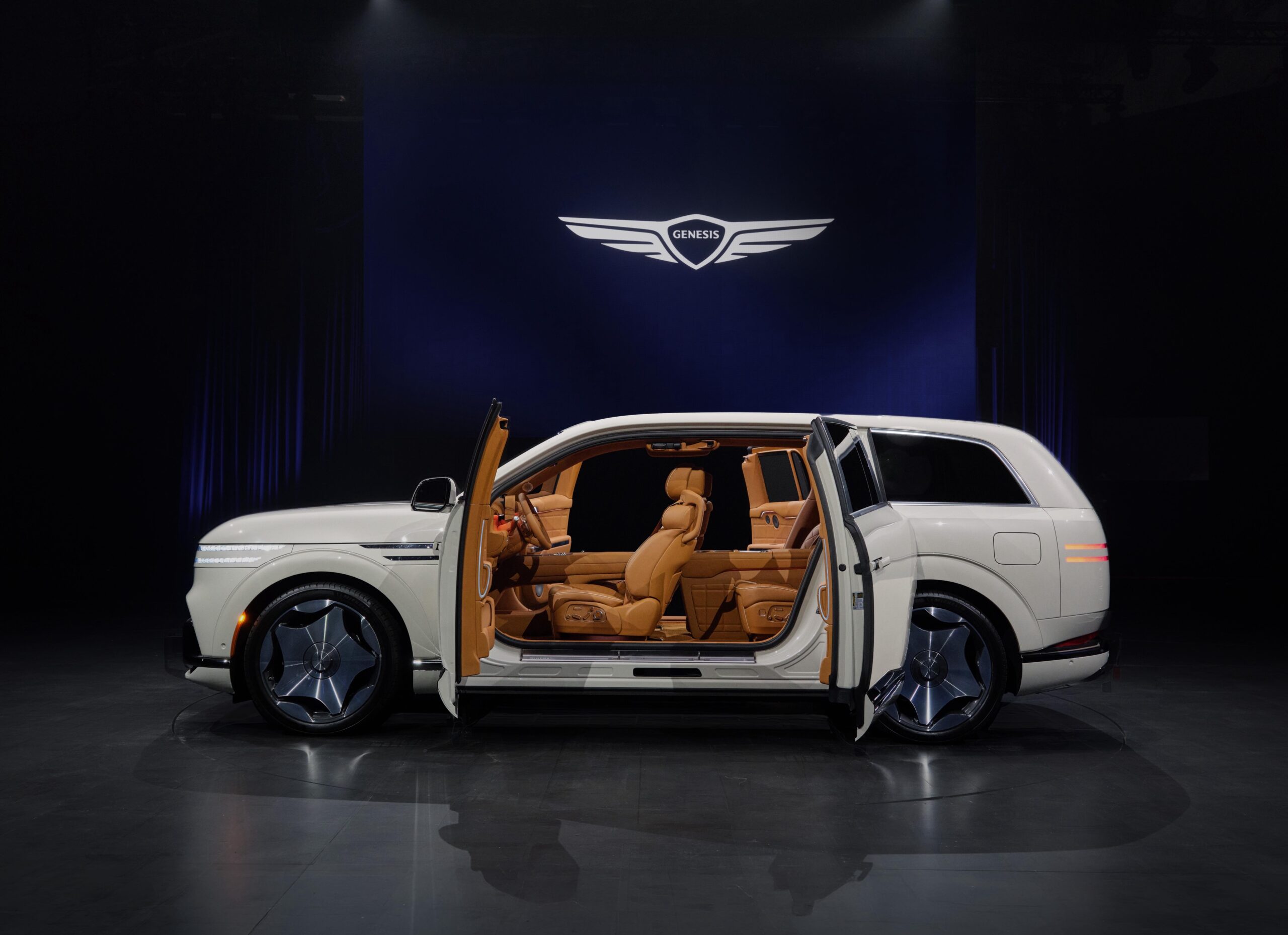 2028 Genesis GV90 Neolun with Arch Gate coach doors open