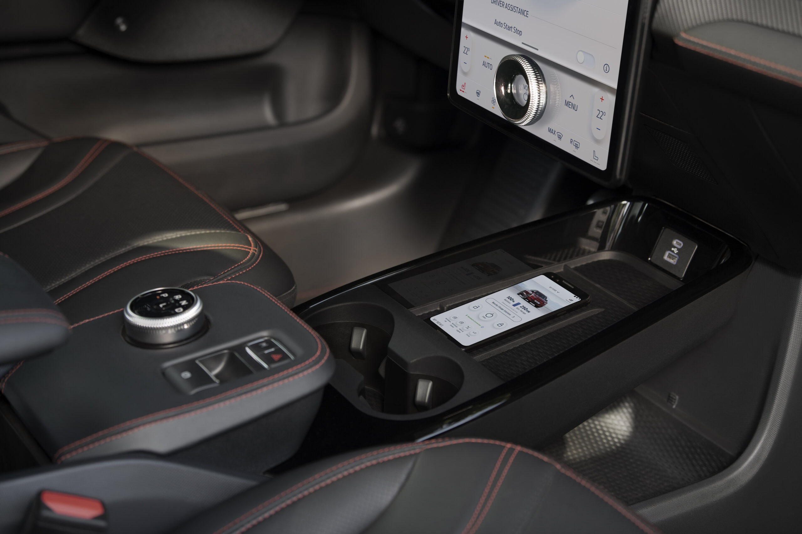FORD MACH E AWD internl