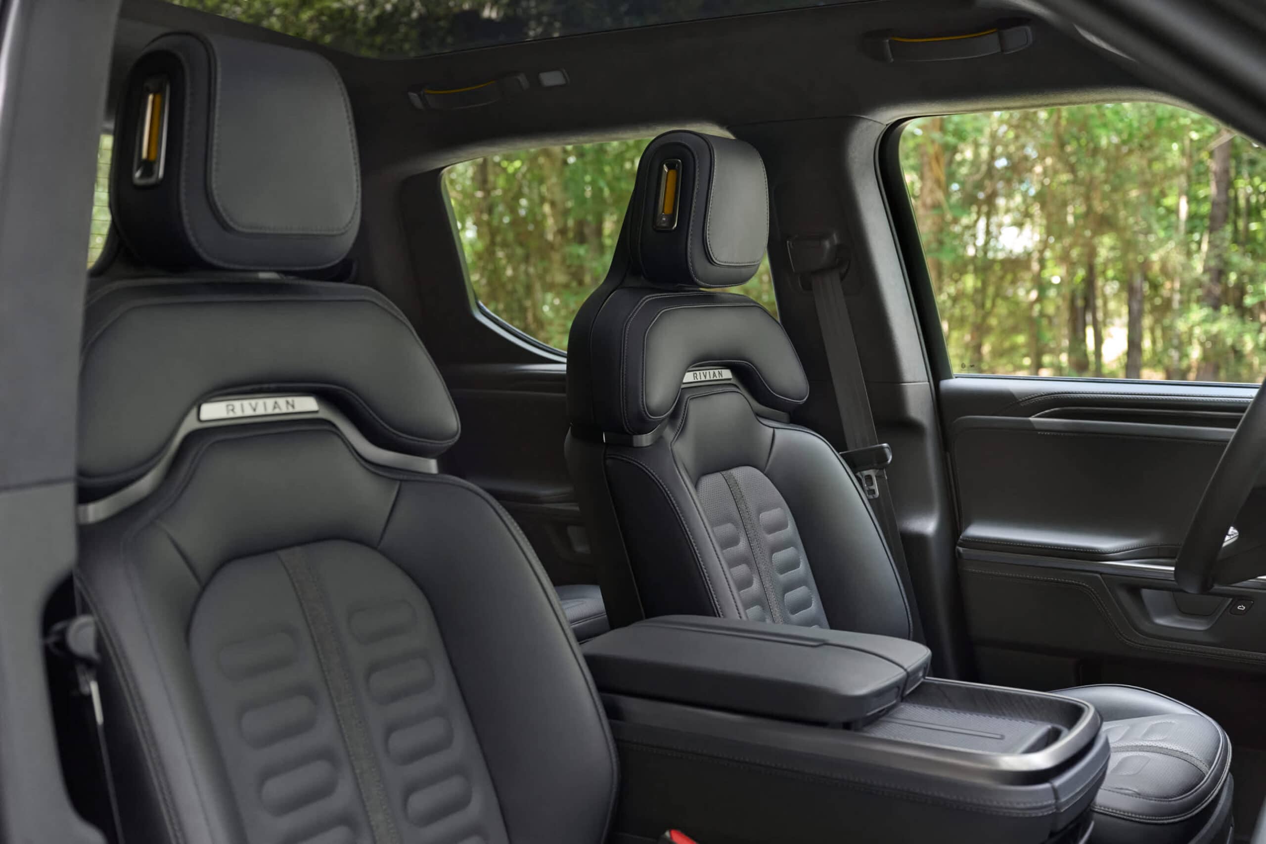 2026 Rivian R1T internal seats view