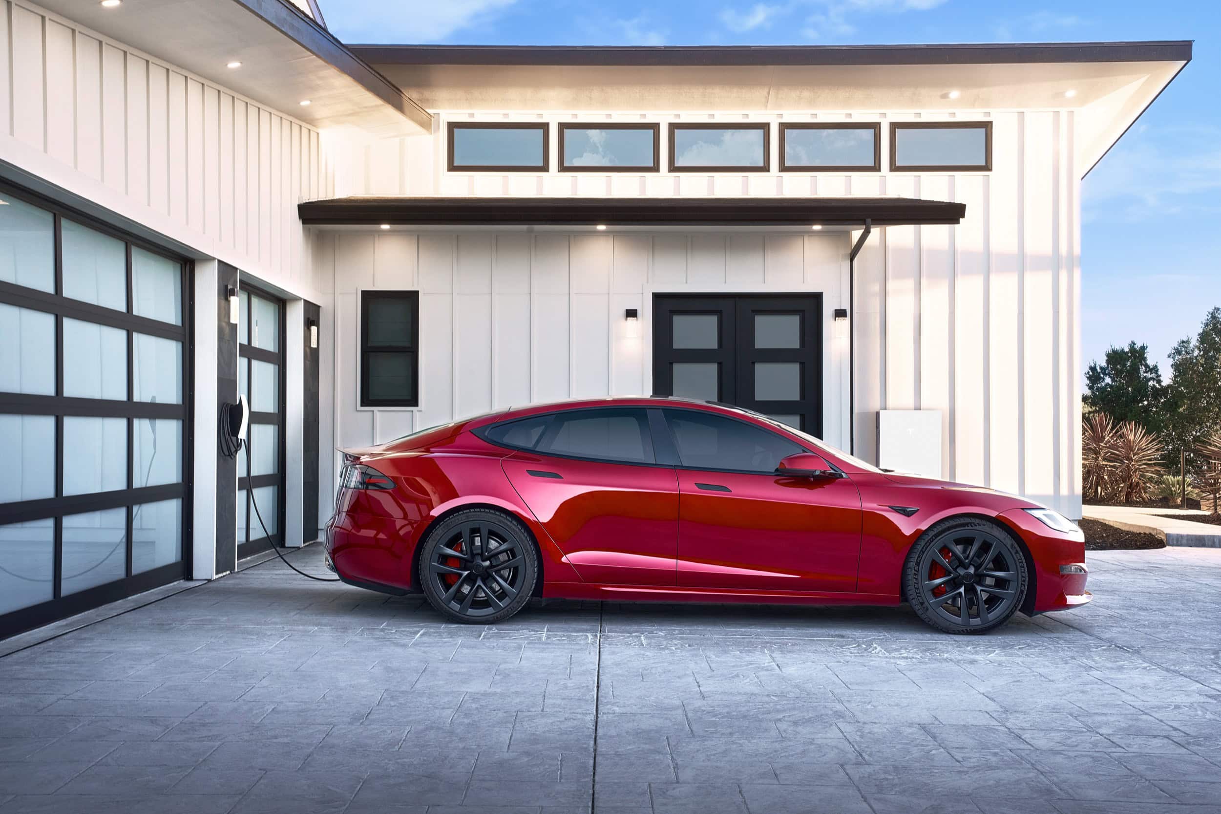 How Long Do EV Batteries Really Last? What the Latest Data Says