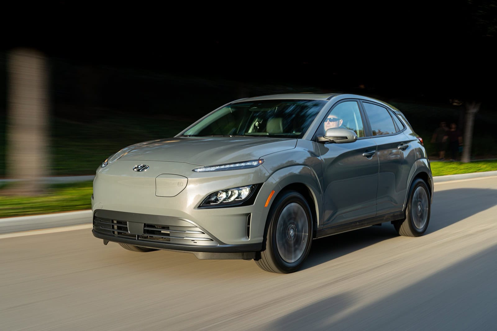 2022 Hyundai Kona Electric exterior front and side view